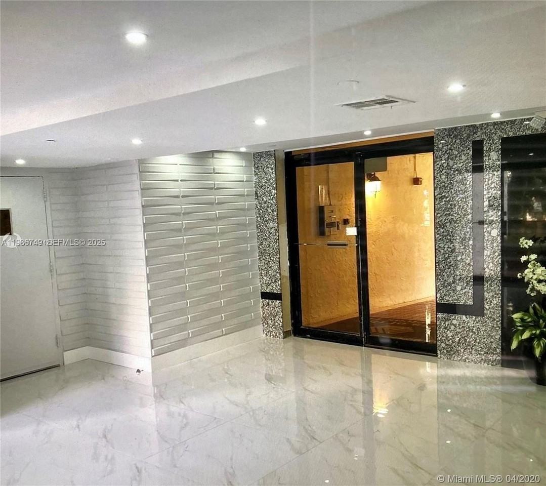 16919 N Bay Rd #620 - Photo 3 of 20