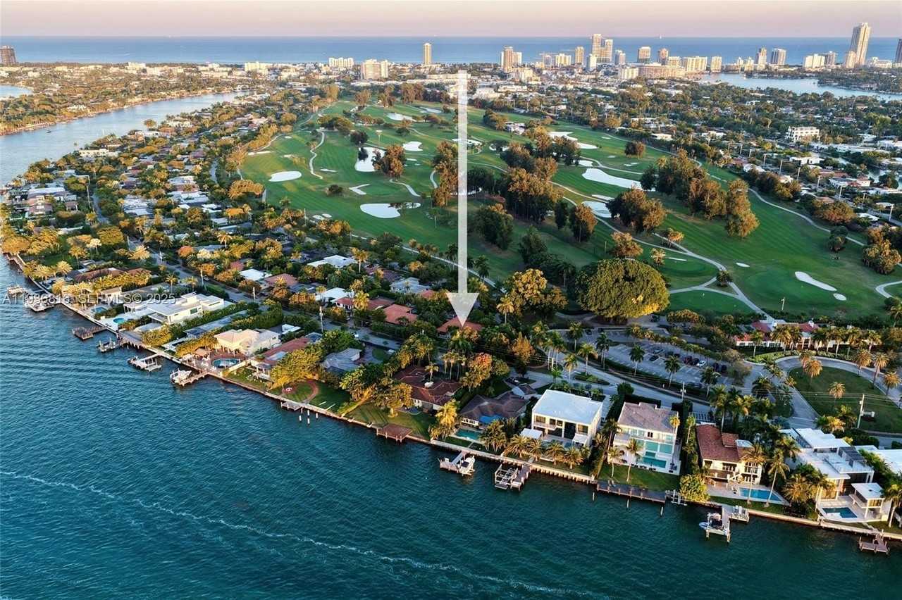 1100 N Shore Dr #0 - Photo 5 of 34