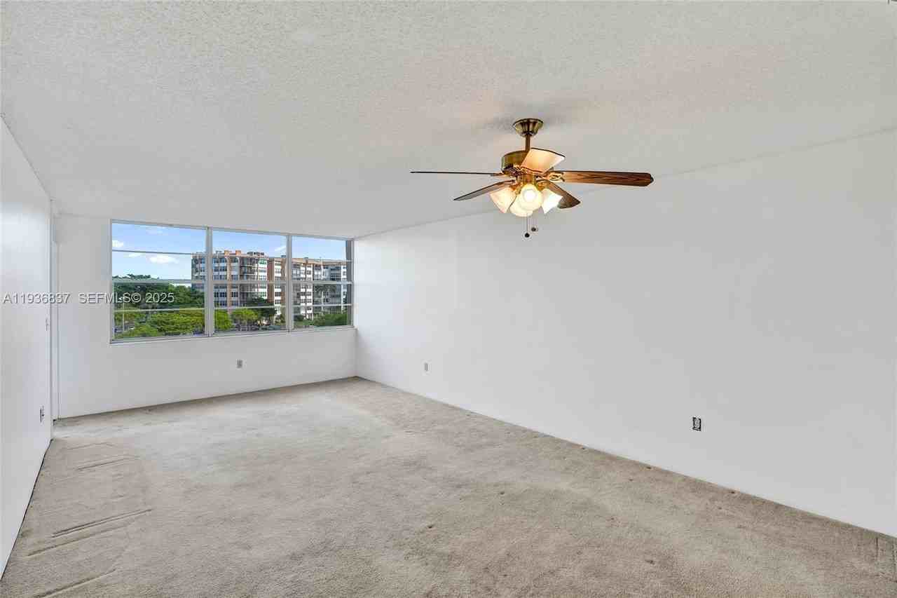 1200 Saint Charles Pl #413 - Photo 2 of 40