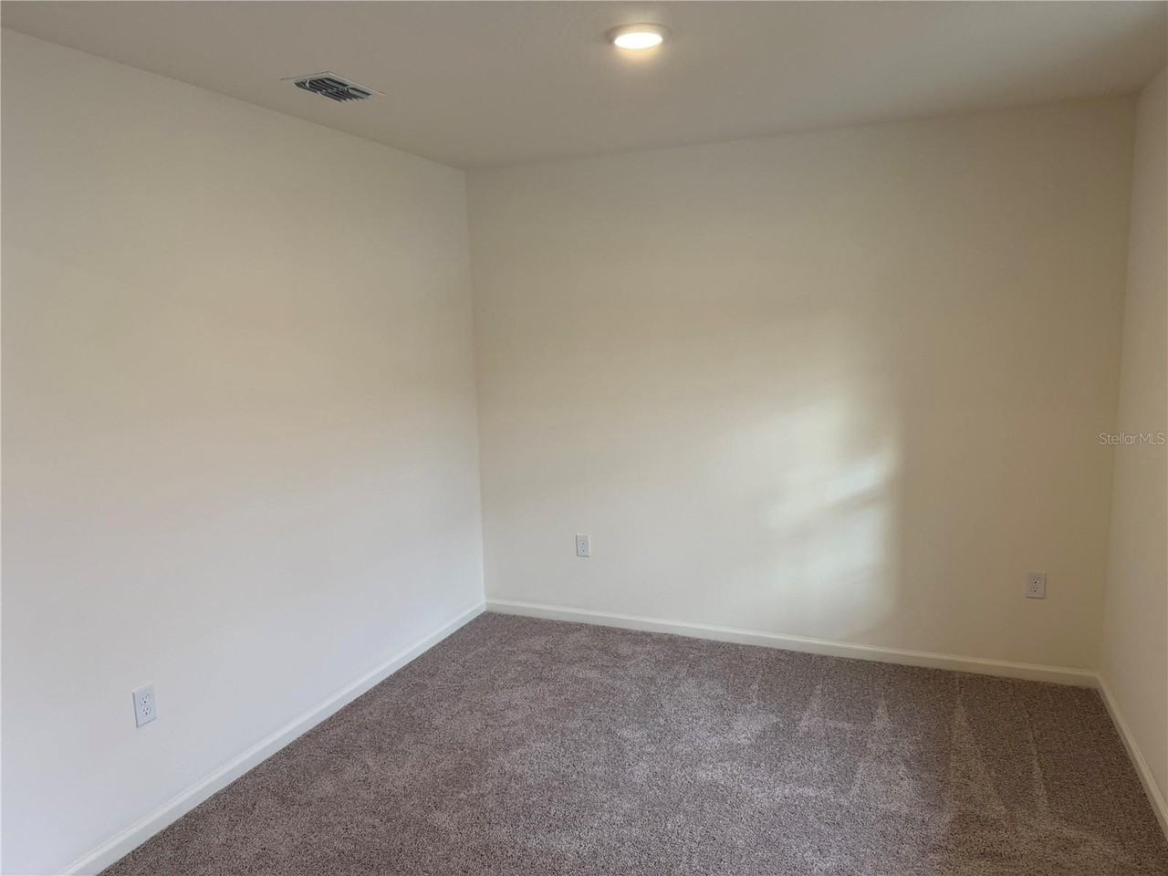 48 Reidsville Dr - Photo 4 of 24