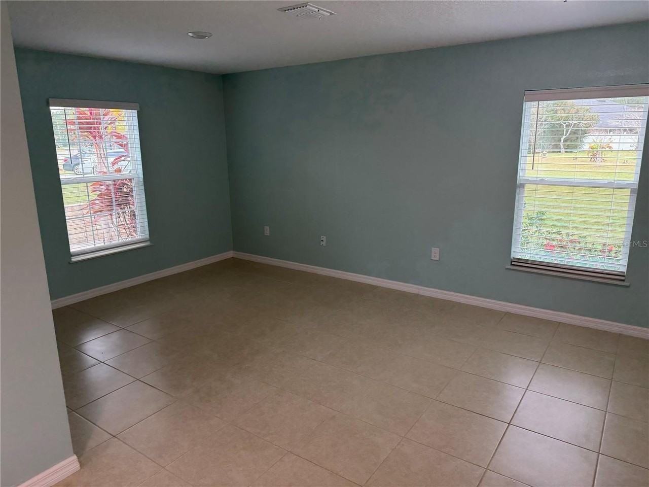 17 Renworth Pl - Photo 4 of 19