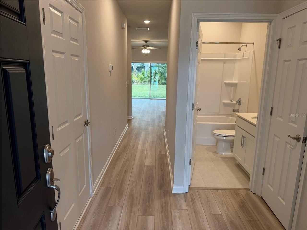 9 Pier Ln - Photo 3 of 17