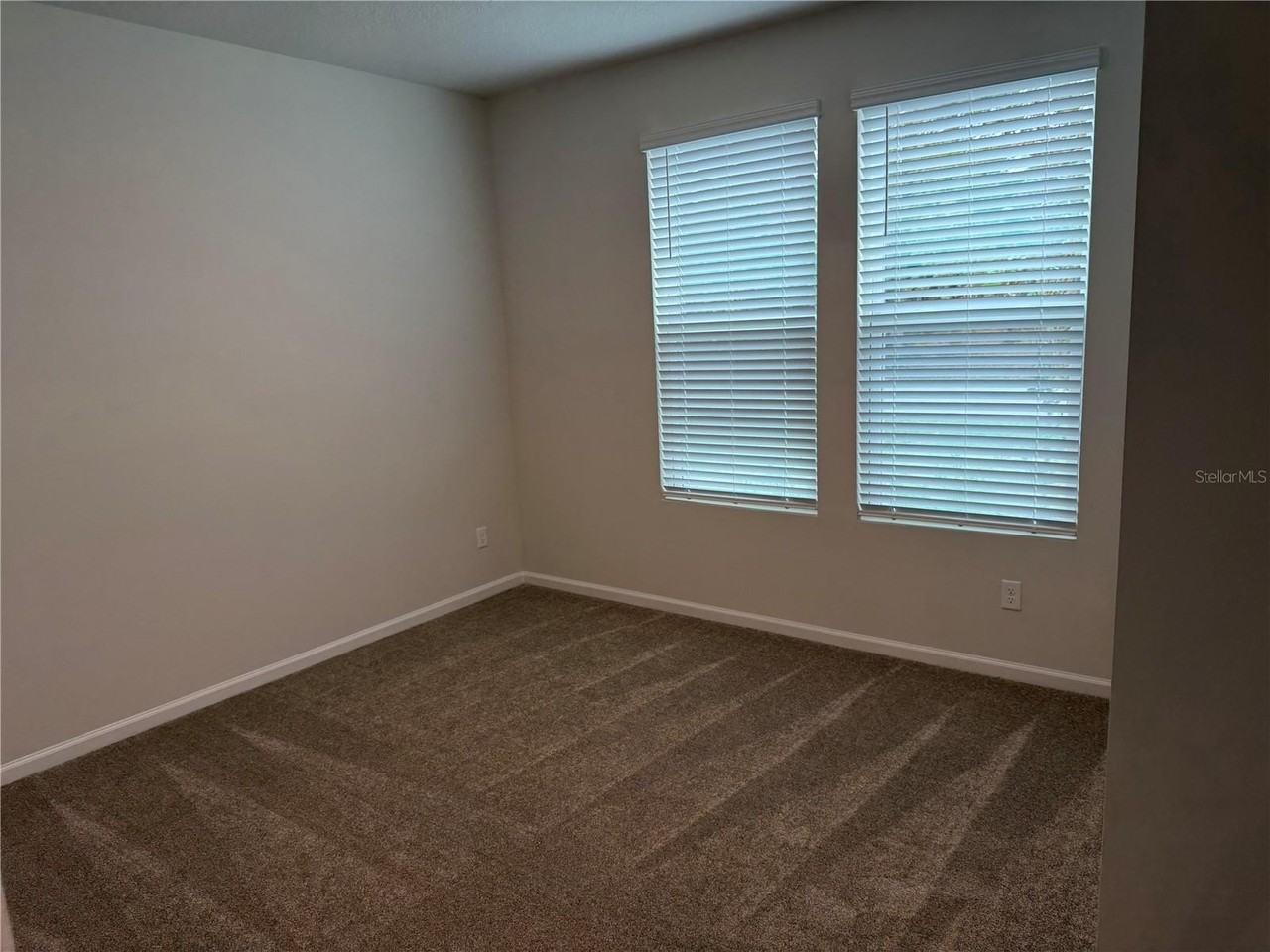 9 Pier Ln - Photo 5 of 17