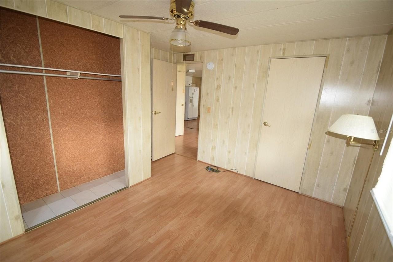 1567 Longbow Dr - Photo 4 of 12