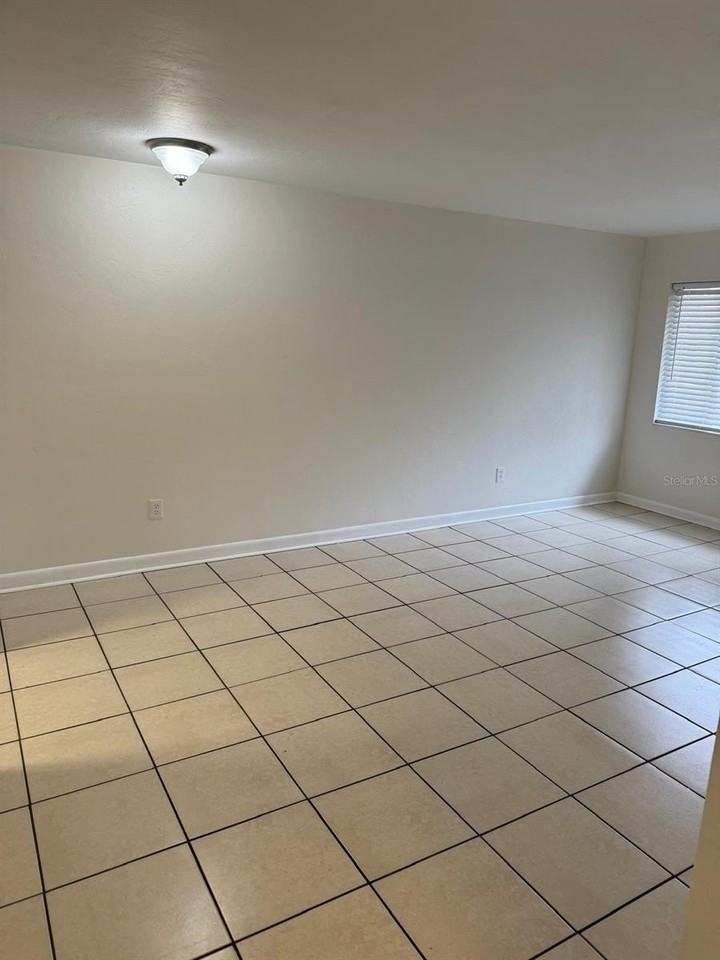 5913 Nw 23rd Ter - Photo 7 of 14