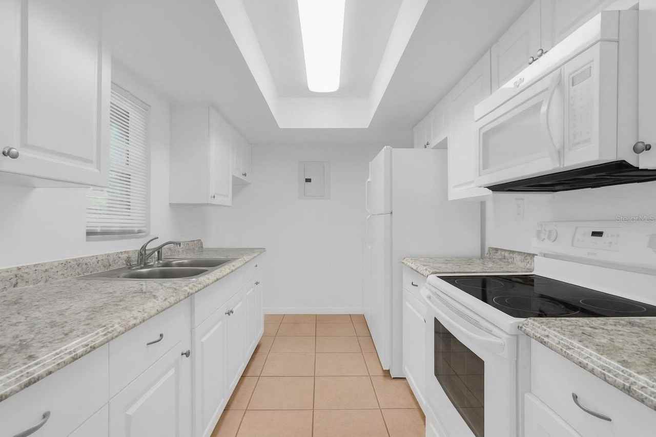 2604 Lemon Tree Ln #C - Photo 7 of 24