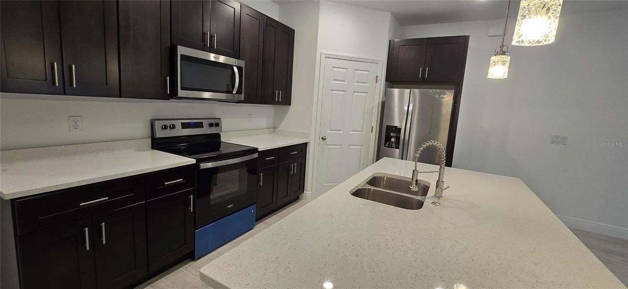 17005 Sw 25th Terrace Rd - Photo 4 of 15