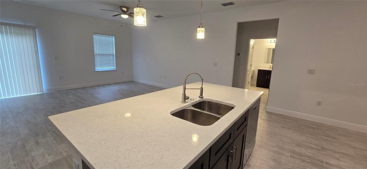 17005 Sw 25th Terrace Rd - Photo 5 of 15