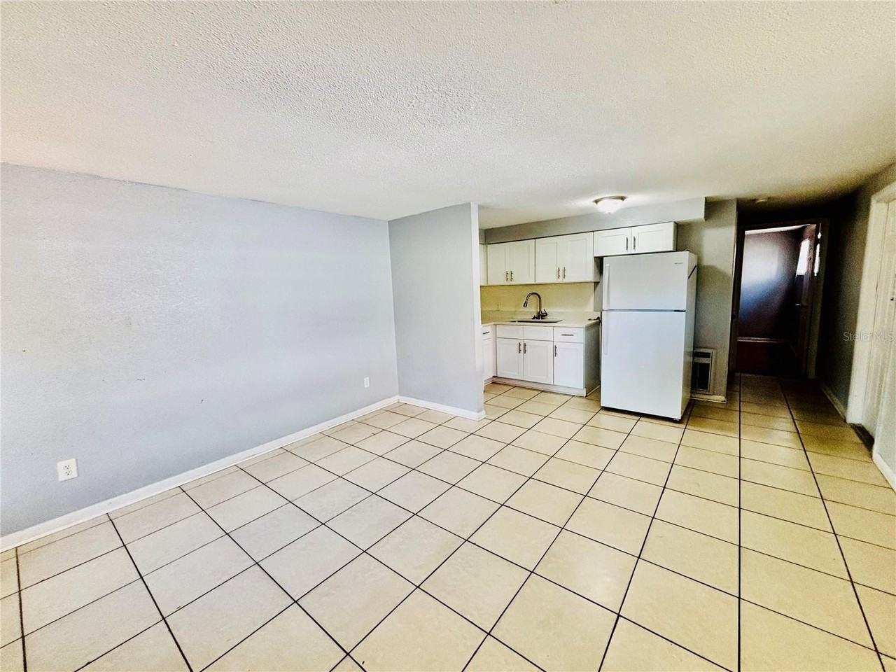 1304 Morris Park - Photo 5 of 12