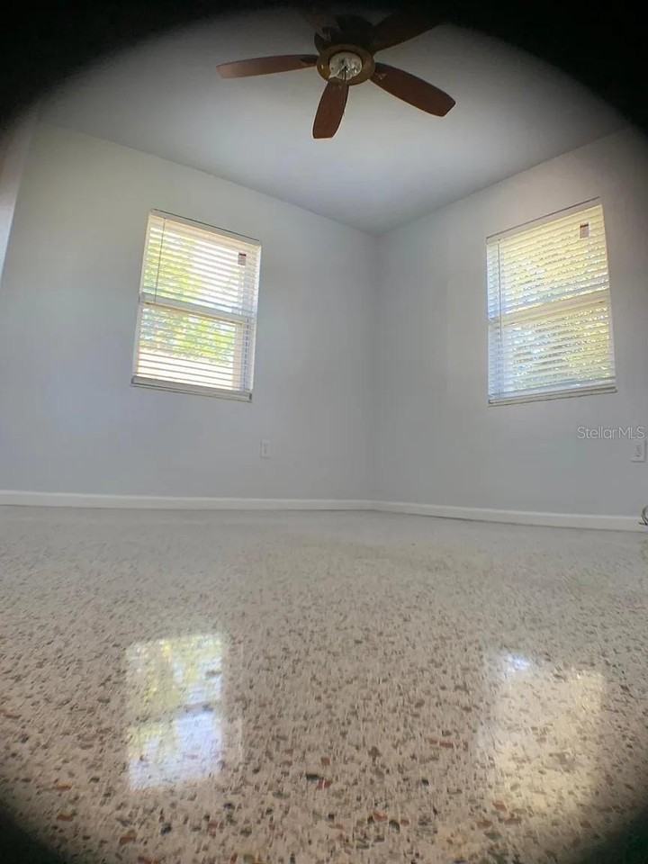 5003 58th Way N - Photo 7 of 8