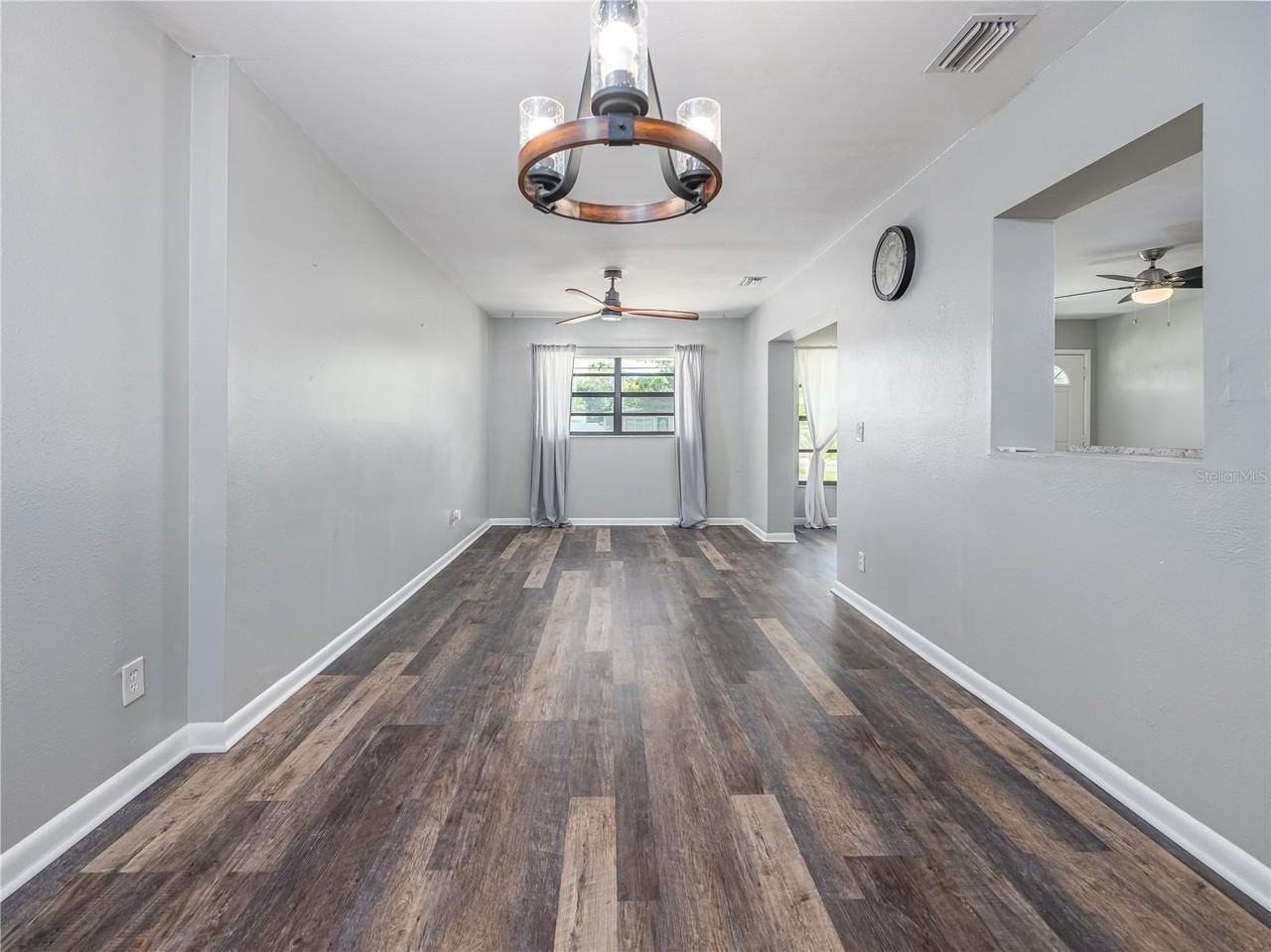 4721 W Iowa Ave - Photo 4 of 48