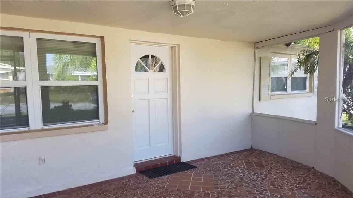 3538 Garfield Dr - Photo 2 of 14