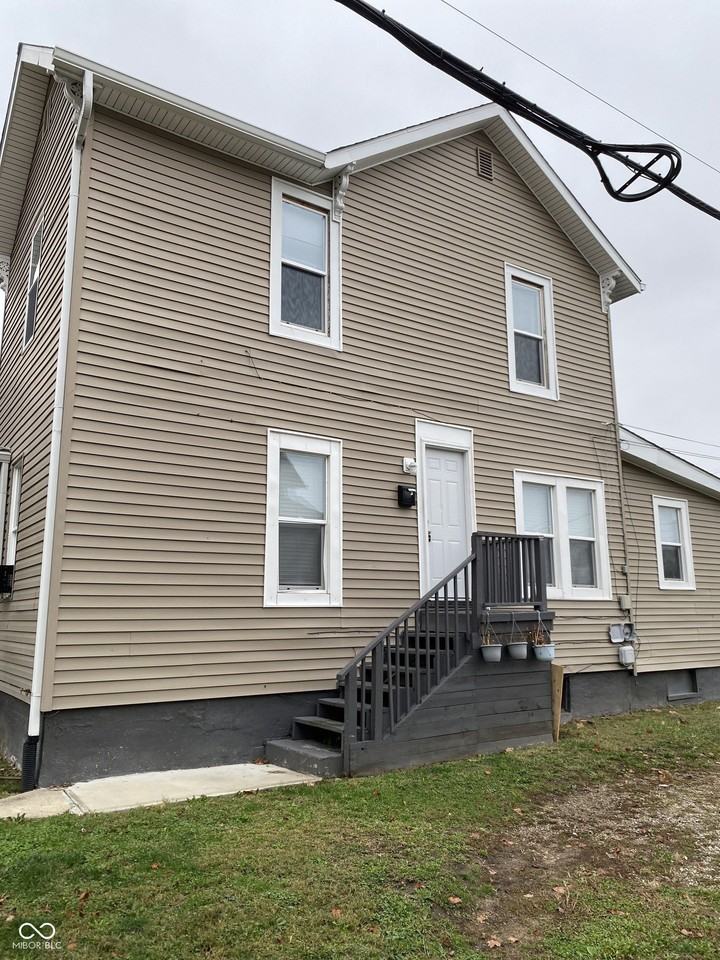 133 W Hendricks St - Photo 2 of 16