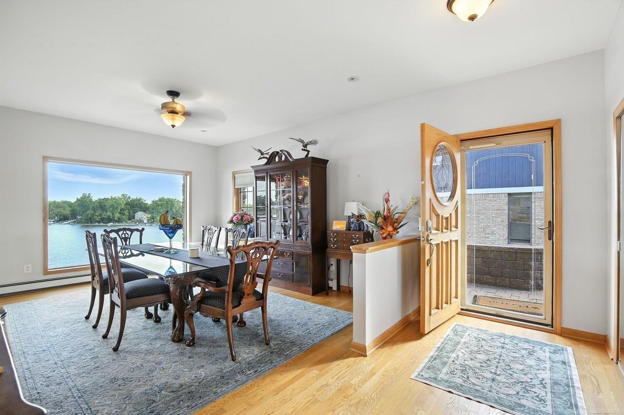 3160 Lexington Rd - Photo 5 of 50