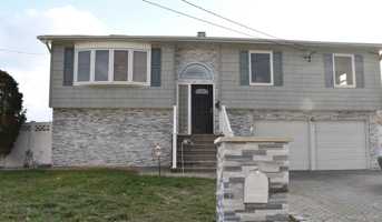 featured image of 6 Geiger Pl