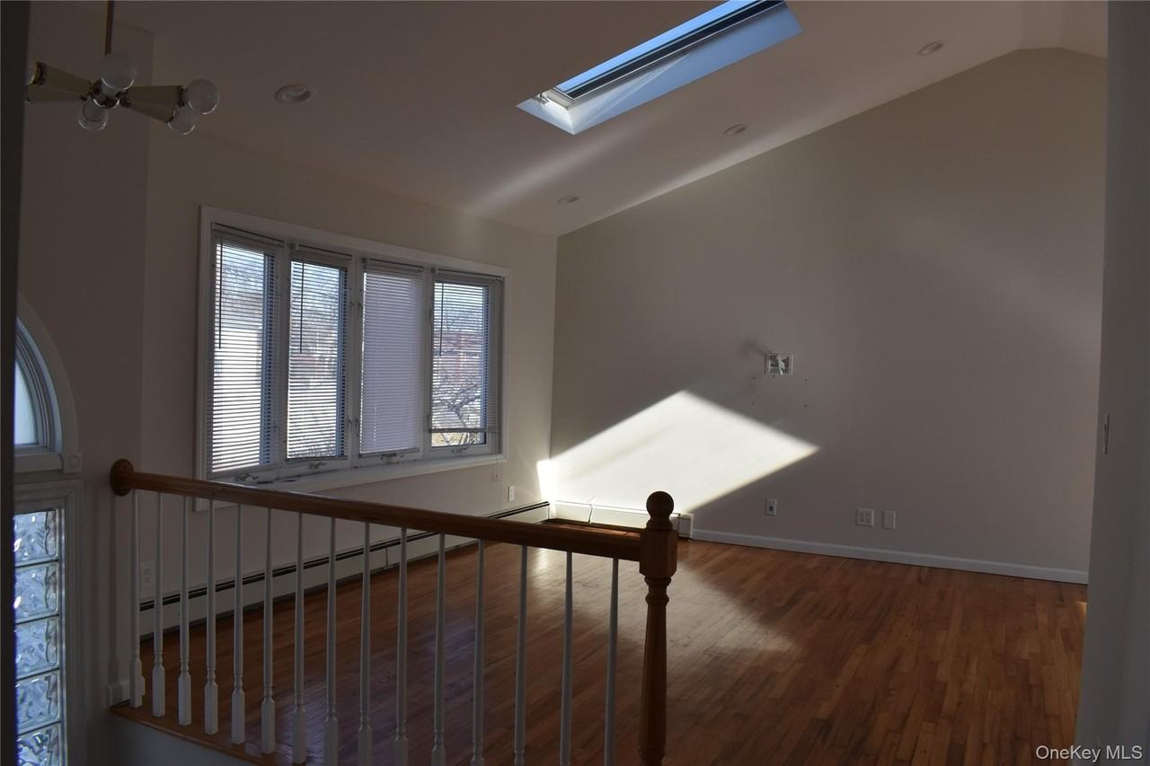 6 Geiger Pl - Photo 3 of 14