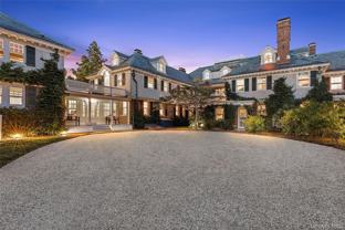 94 Quogue St - Photo 1 of 1