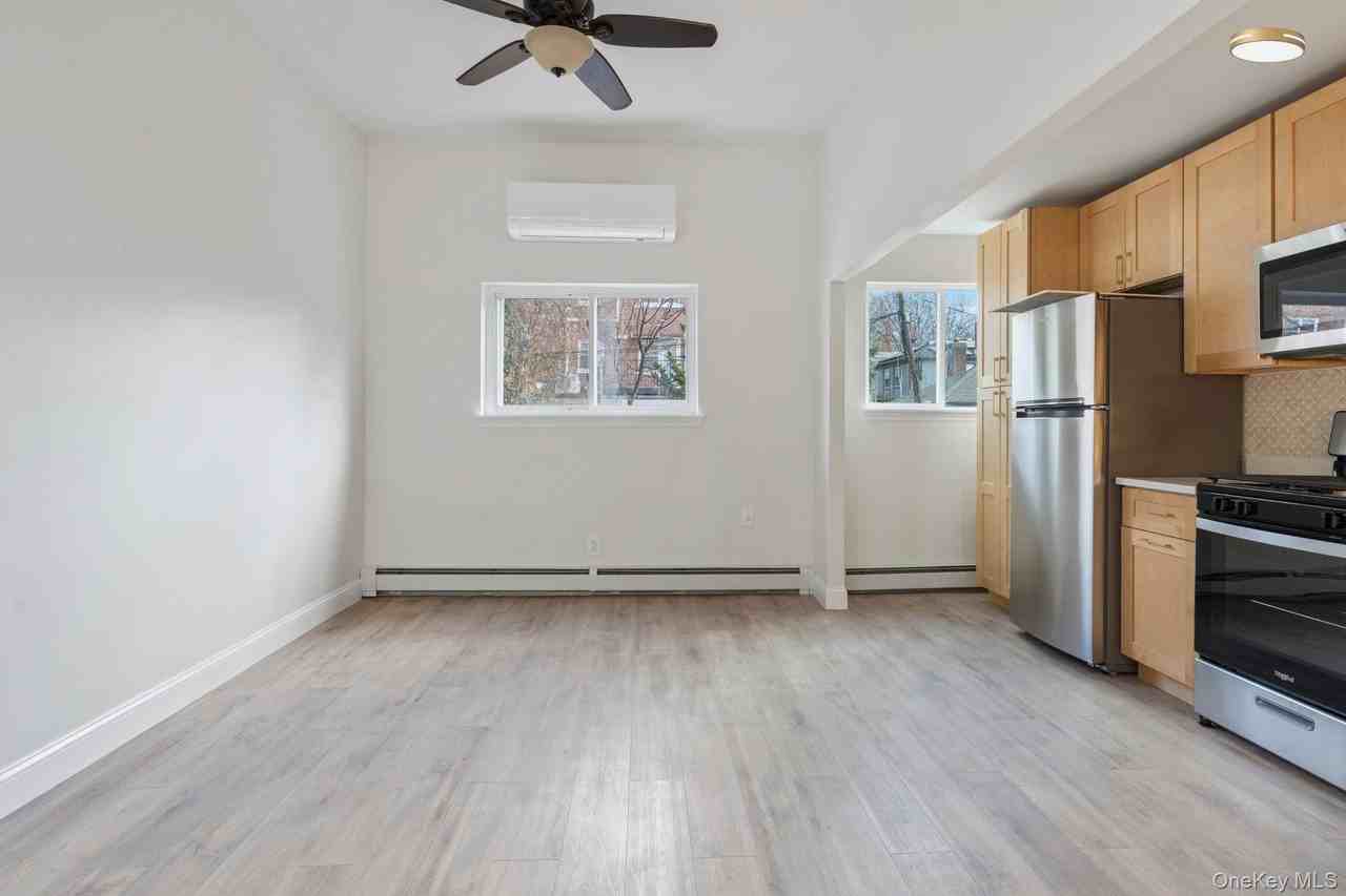 4227 214th Pl Unit 1 #1 - Photo 3 of 22