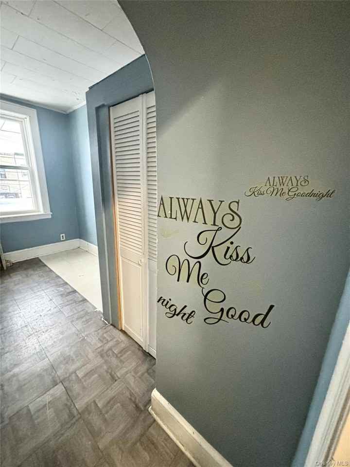 2426 Grand Ave - Photo 4 of 8