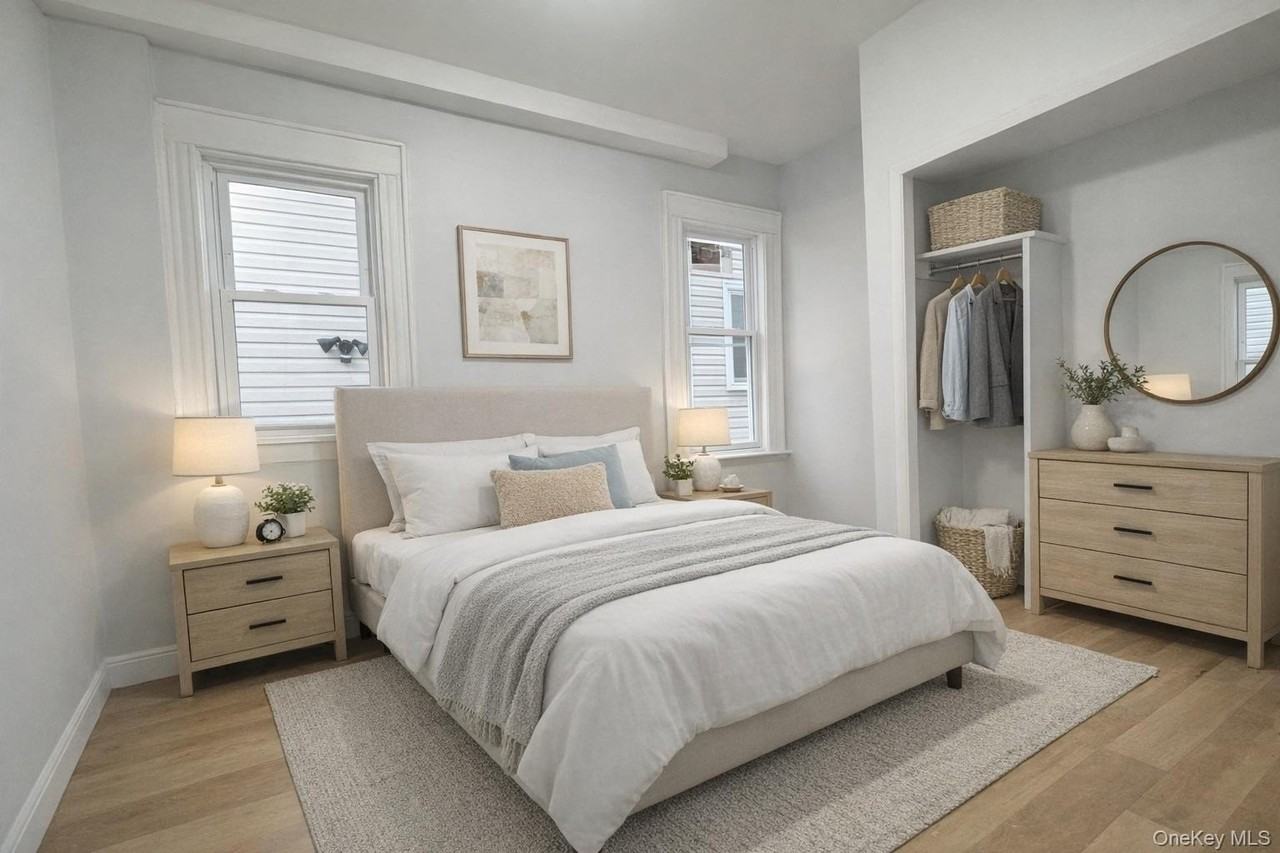 13826 Brookville Blvd - Photo 3 of 3