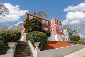 featured image of 62 Algonquin Rd Unit 1 #1