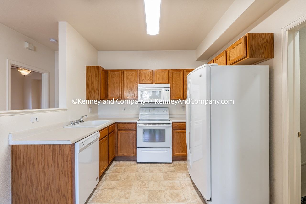 2141 Legacy Ridge Vw #1 - Photo 2 of 24