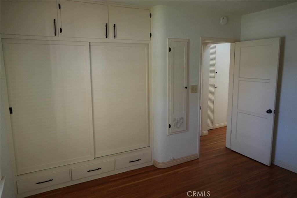 2641 N White Ave - Photo 5 of 13