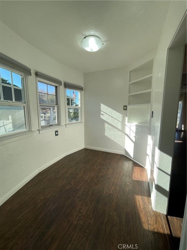 1024 Main St - Photo 5 of 24