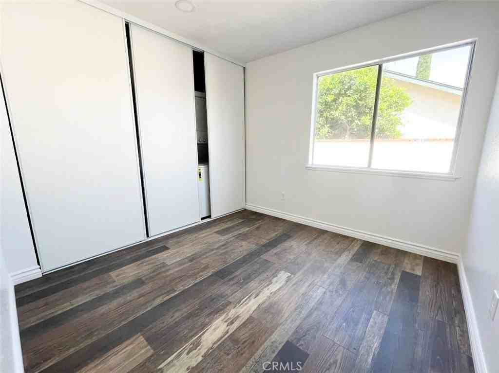 2767 Attenborough Dr - Photo 6 of 11