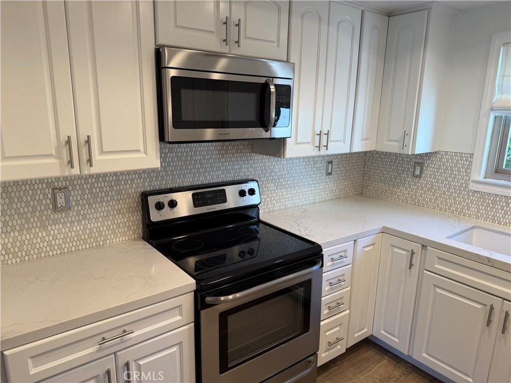 31386 W Nine Dr - Photo 4 of 35