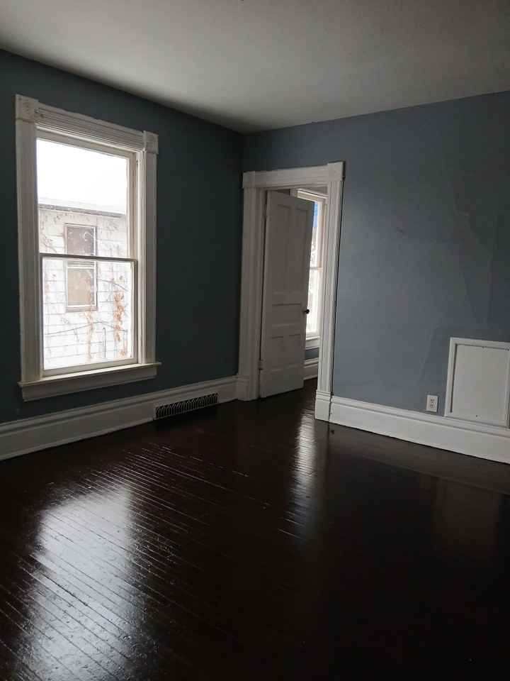 964 N Court St #1 - Photo 7 of 10