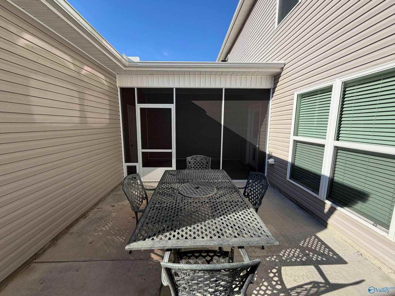 3203 Mcclellan Way Se - Photo 3 of 34