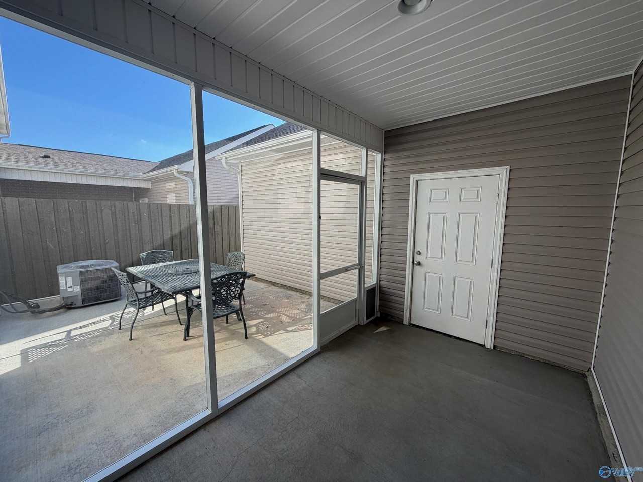 3203 Mcclellan Way Se - Photo 5 of 34