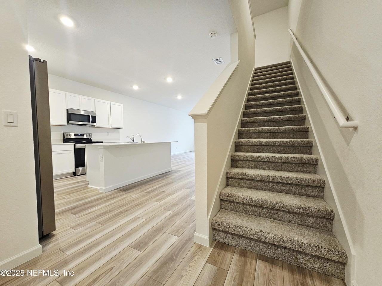 1653 Garden Grove Ct - Photo 4 of 19