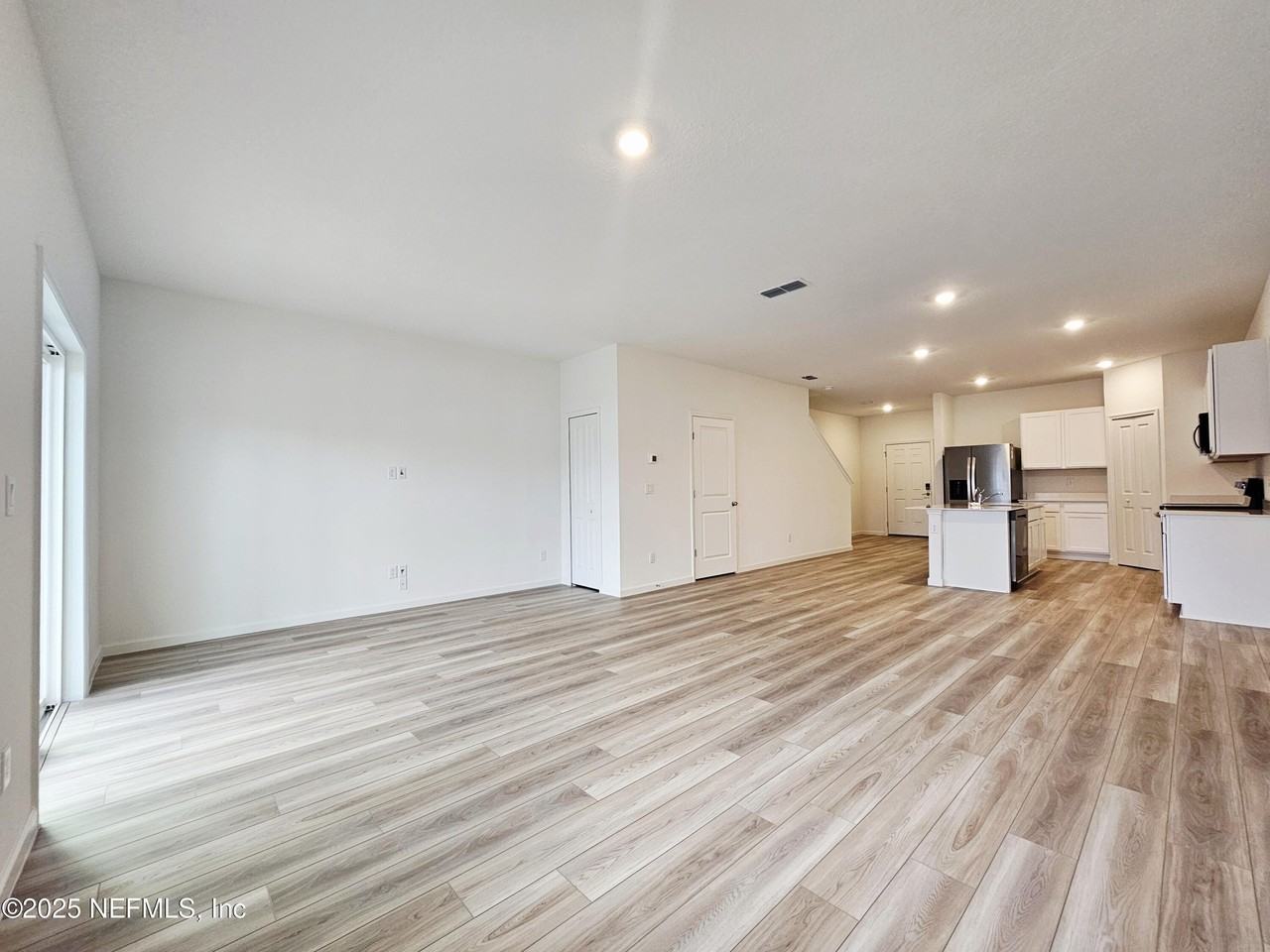 1653 Garden Grove Ct - Photo 5 of 19