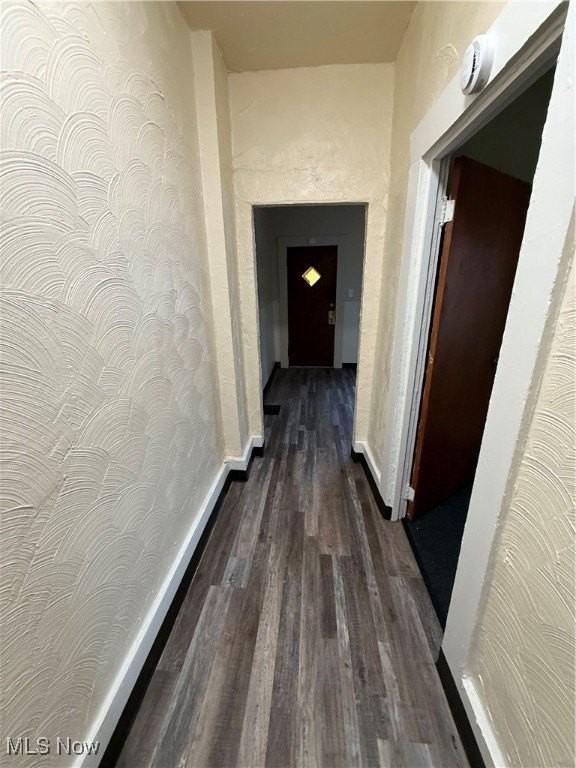 3467 E 149th St Apt 1 #1 - Photo 7 of 10