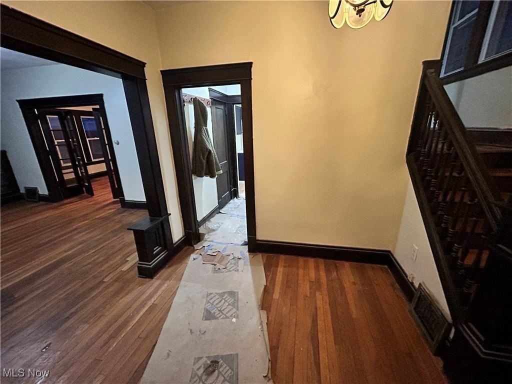 10409 Fidelity Ave - Photo 6 of 11