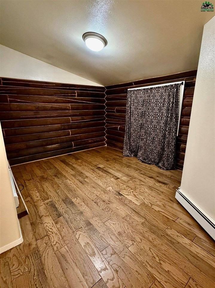 2361 Badger Rd - Photo 2 of 10