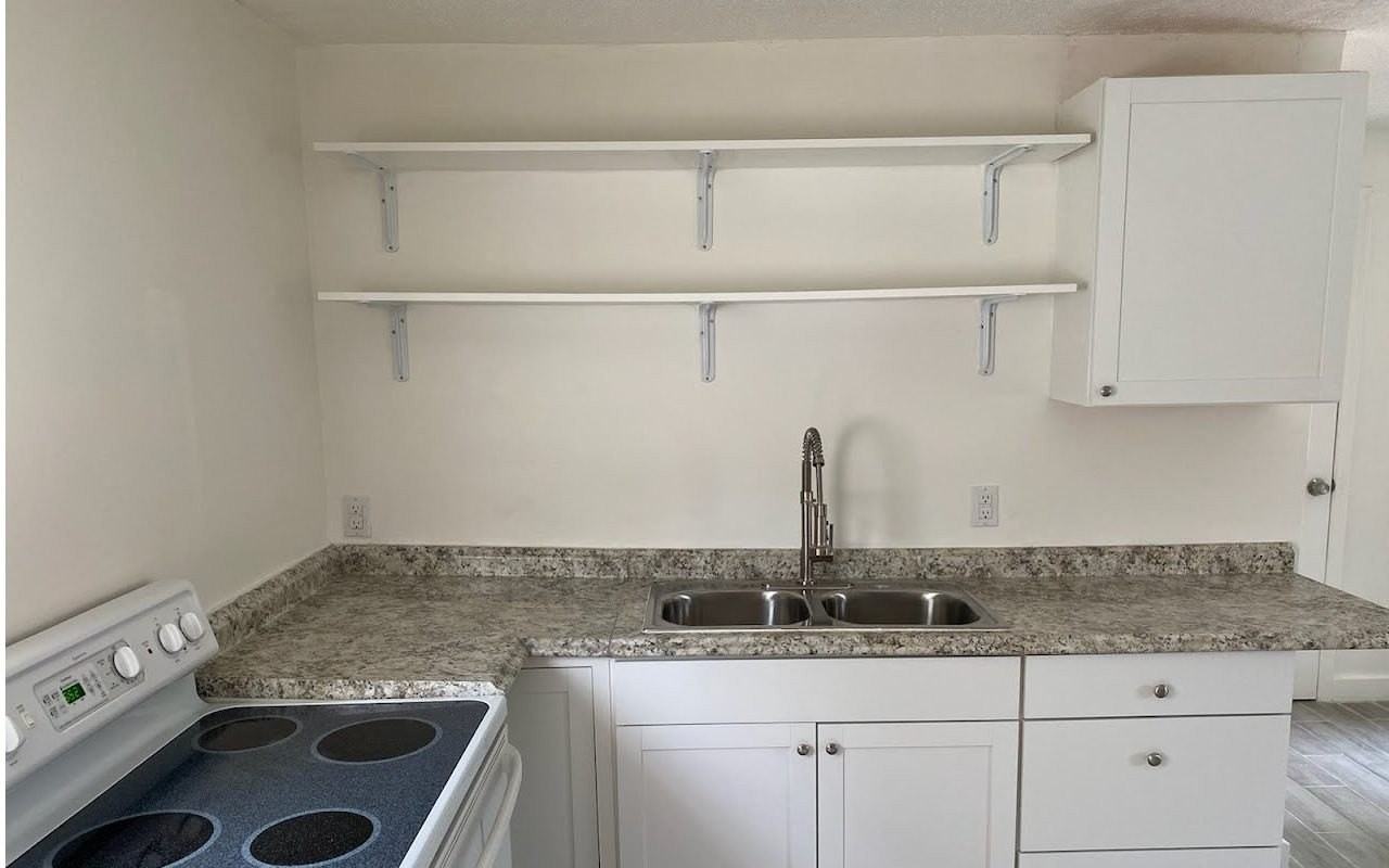 162 Sw Palm Gln - Photo 2 of 8