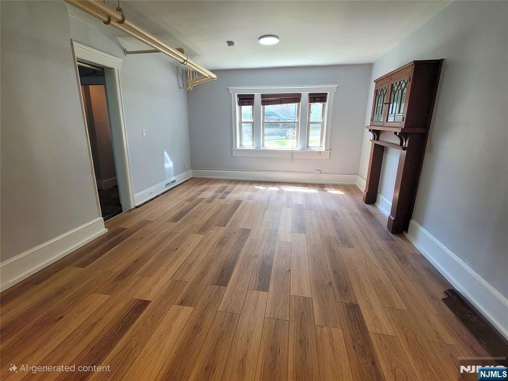 27 Russell Ave - Photo 3 of 19