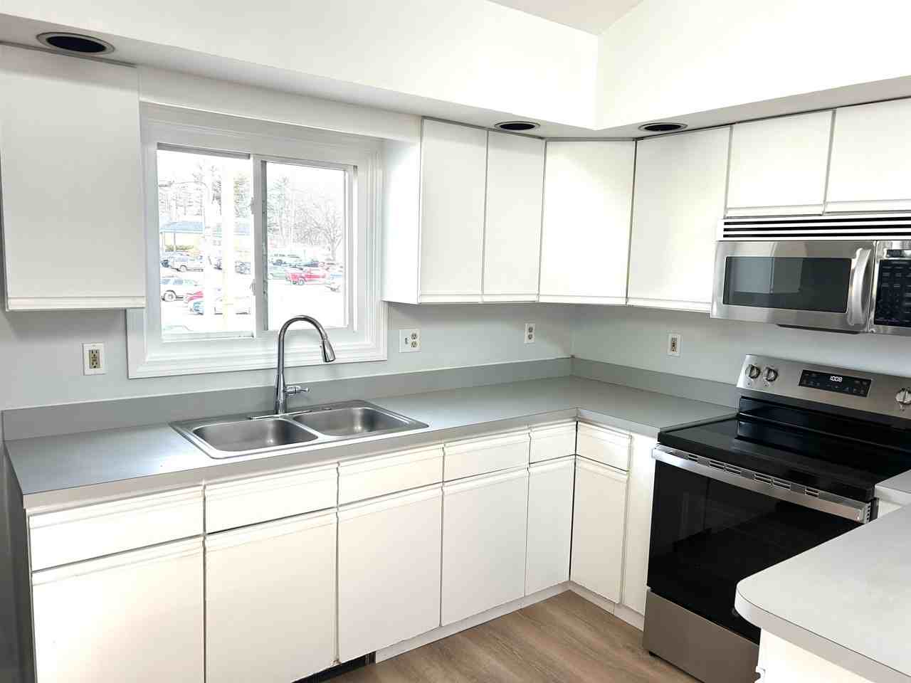 5 Swain Ct #11 - Photo 4 of 10