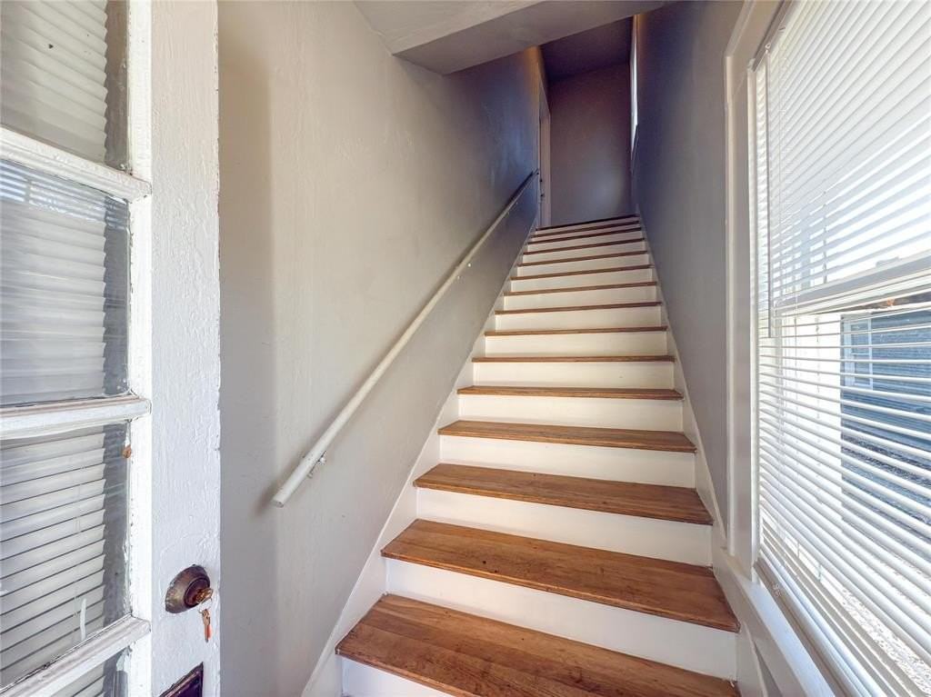 1412 Kings Hwy - Photo 3 of 33