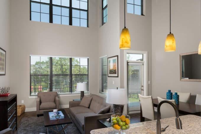 8715 W State Highway 71