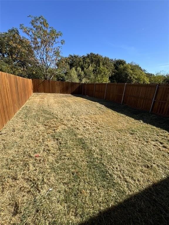 13627 Biggs St - Photo 3 of 16