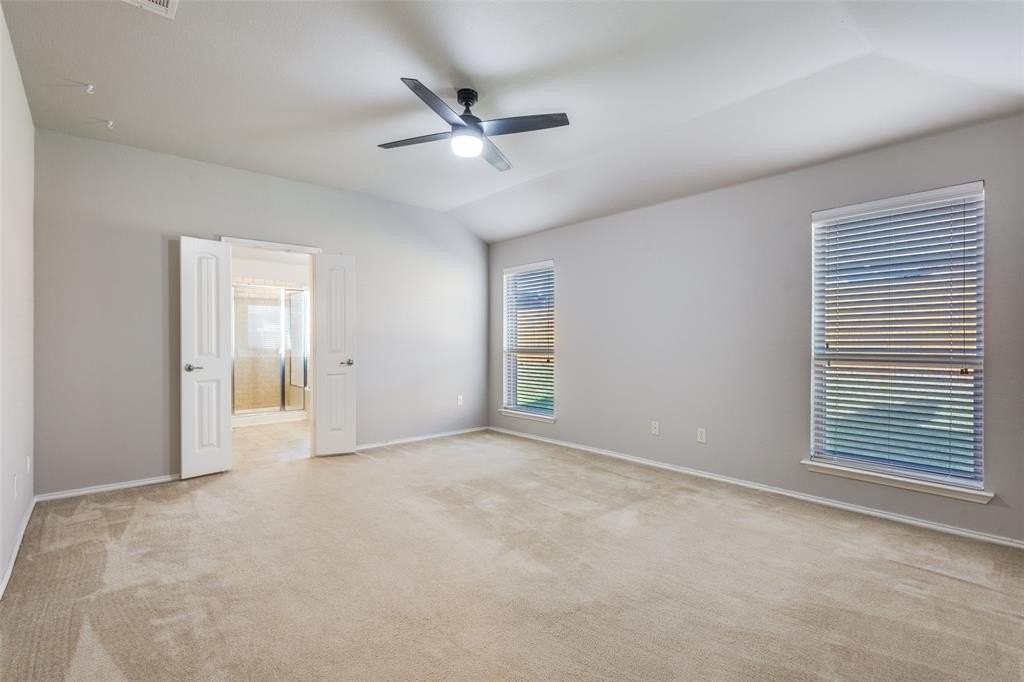 507 Basswood Ln - Photo 7 of 11