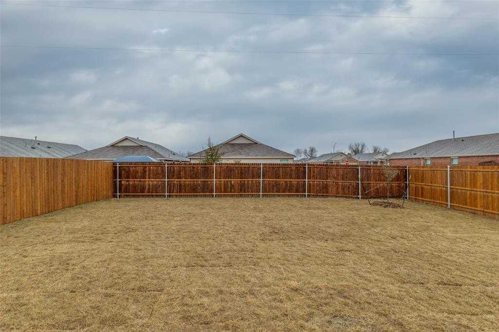 609 Vicksburg Dr - Photo 2 of 23