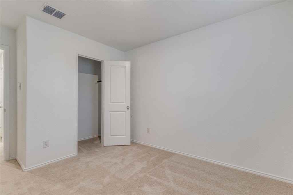 609 Vicksburg Dr - Photo 6 of 23