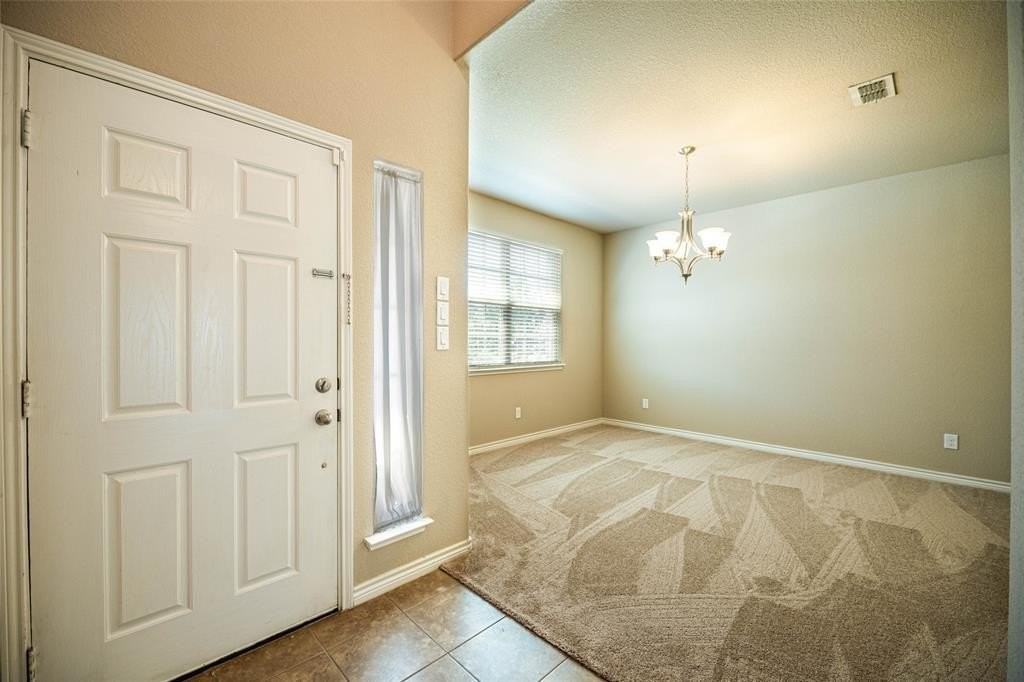 1913 Christopher Creek Dr - Photo 4 of 19