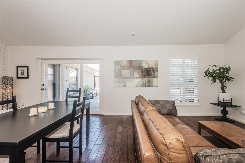 3141 Palmdale Cir - Photo 2 of 13