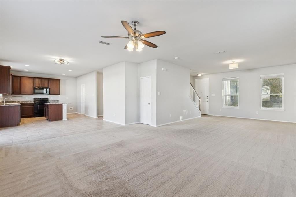 6021 Myers Ct - Photo 6 of 25